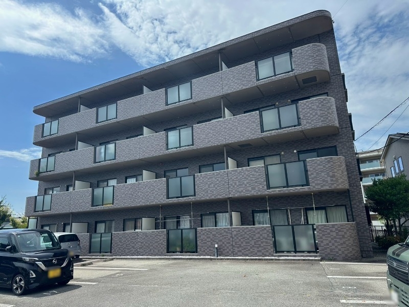 中川ファーストマンションⅢの外観