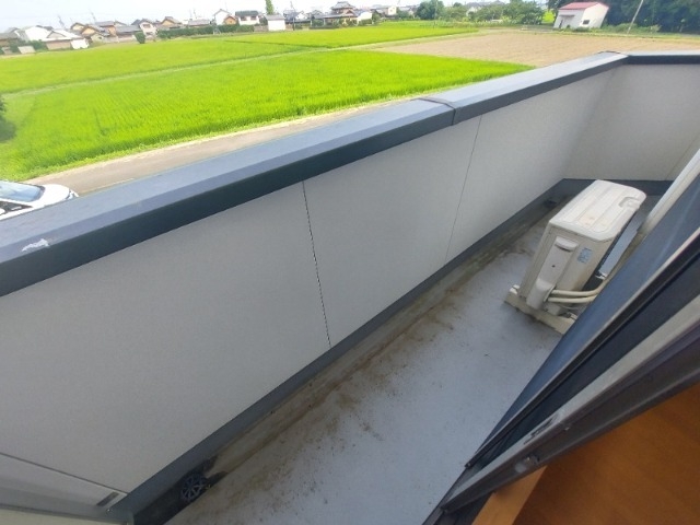 バルコニー バルコニー