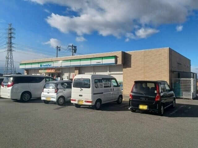 ファミリーマート三雲柳原店 ファミリーマート三雲柳原店