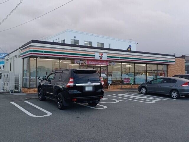 セブンイレブン松阪肥留町店 セブンイレブン松阪肥留町店