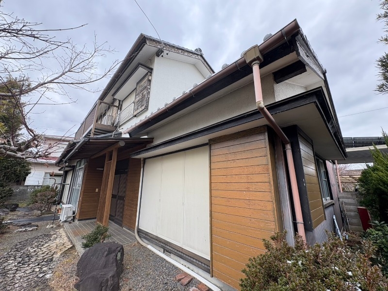 一志町八太貸家の外観