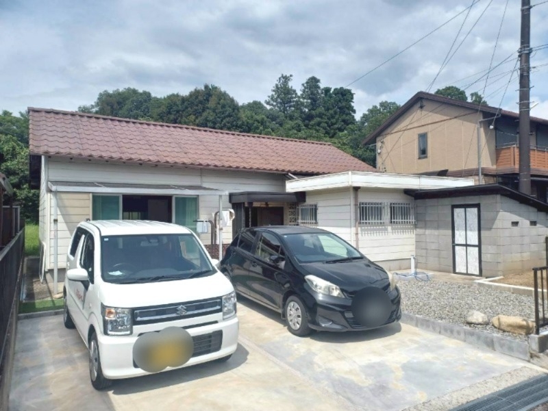 白山台借家の外観