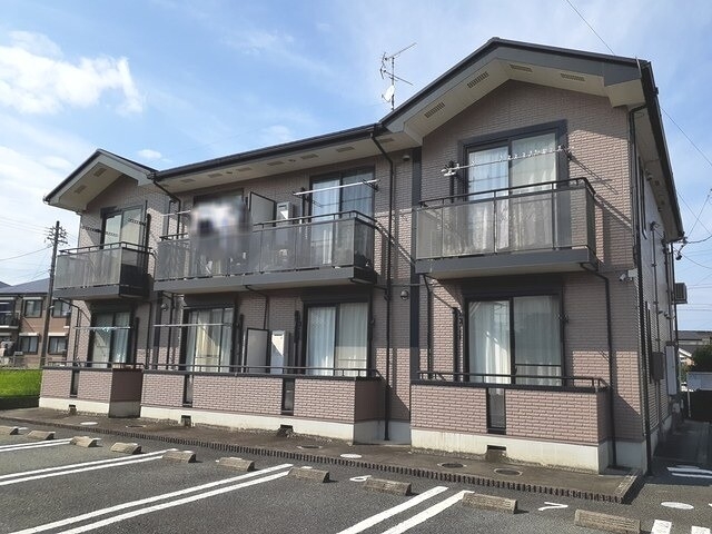 パイナスの外観