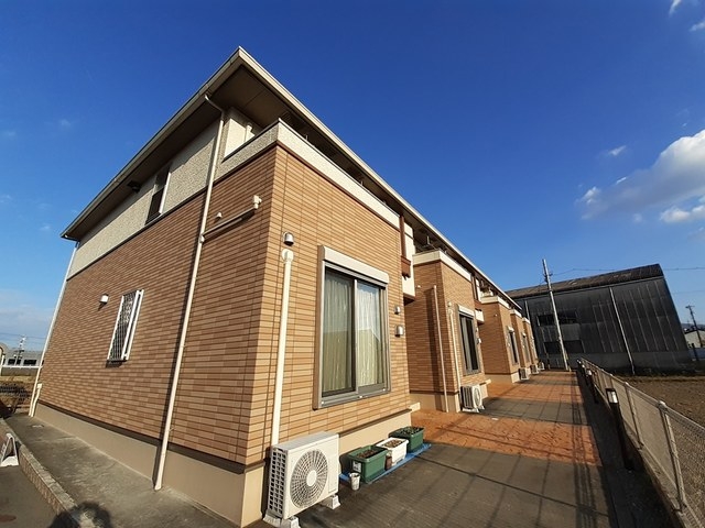 グランリーオの外観