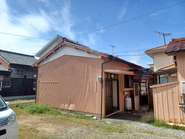 西岡貸家の外観