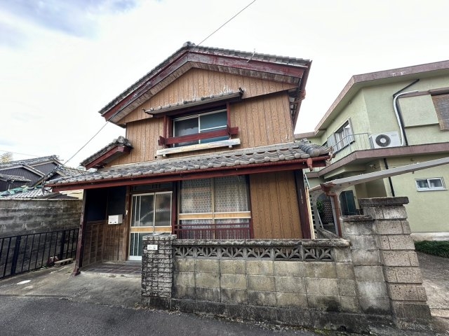 大湊町一戸建て