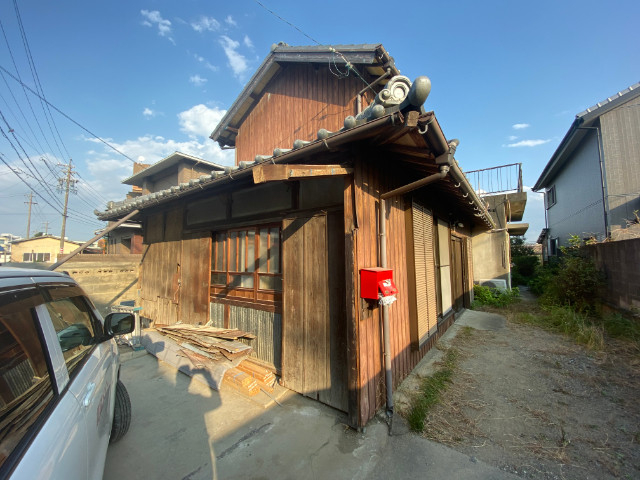 樫原町貸家