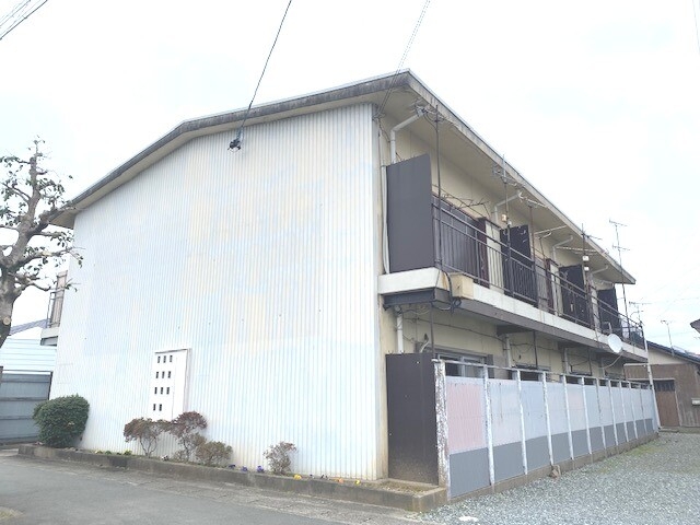 丸井荘の外観