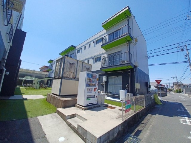 Ｓｕｎ　Ｌｕｍｉｅｒｅ　ＢＬＤ．ＨＩＲＡＴＡ　Ａ棟の外観