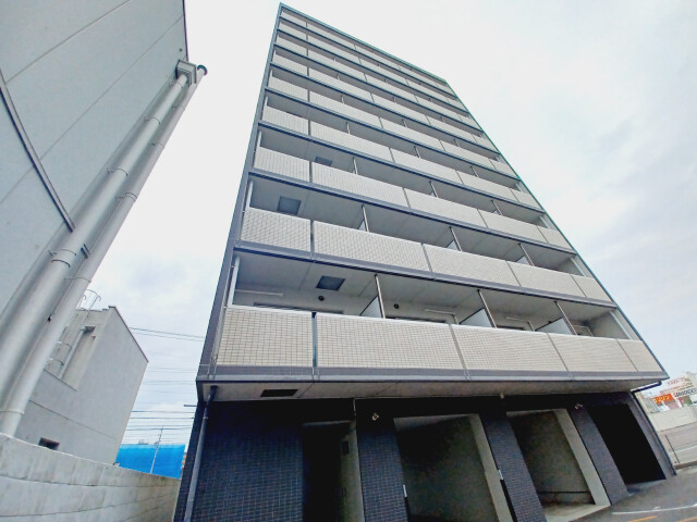 ＧＲＡＮＤＵＫＥ算所の外観