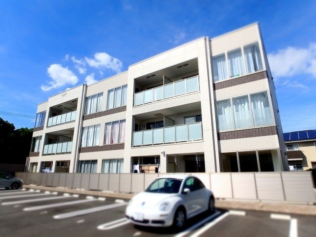 サンベルグの外観