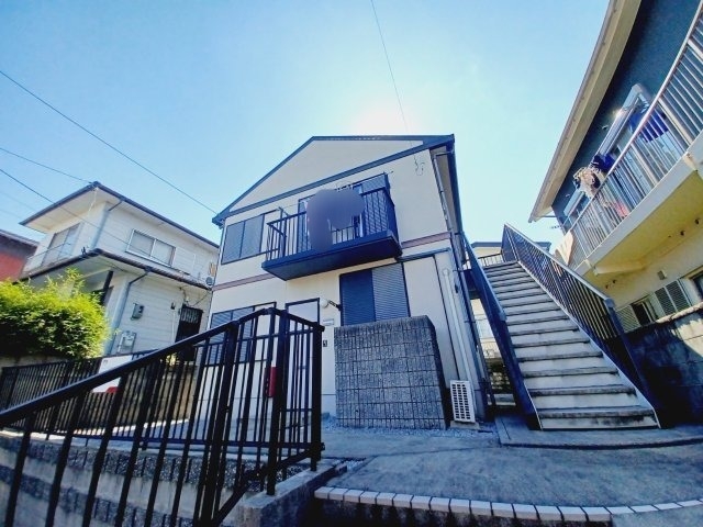 ステラＴＡＫＡＴＳＵＫＡの外観