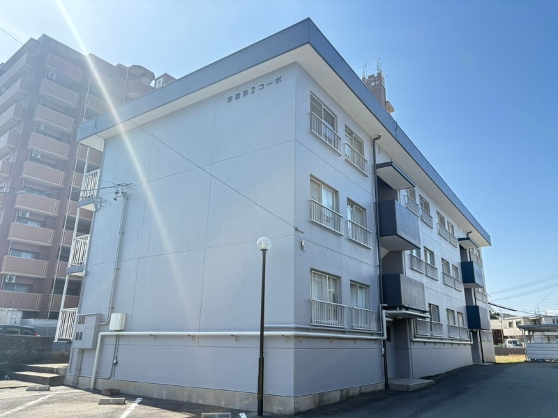 修徳第二コーポの外観