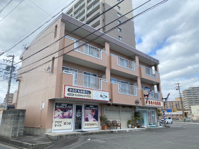 アーリーバードの外観