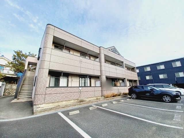 グランディールコートＢ棟の外観