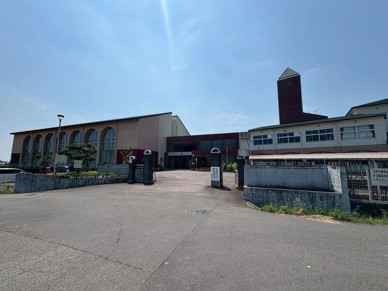 いなべ市立員弁中学校 いなべ市立員弁中学校