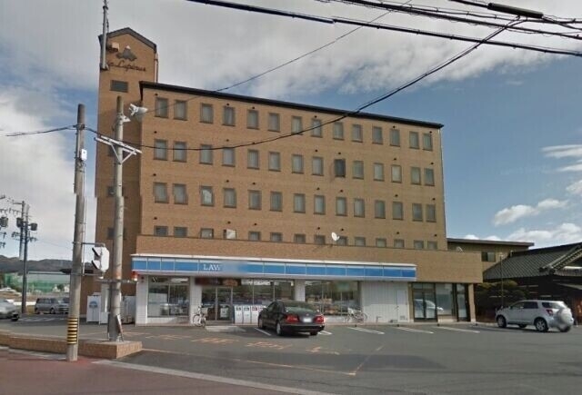 ローソン員弁町楚原店 ローソン員弁町楚原店