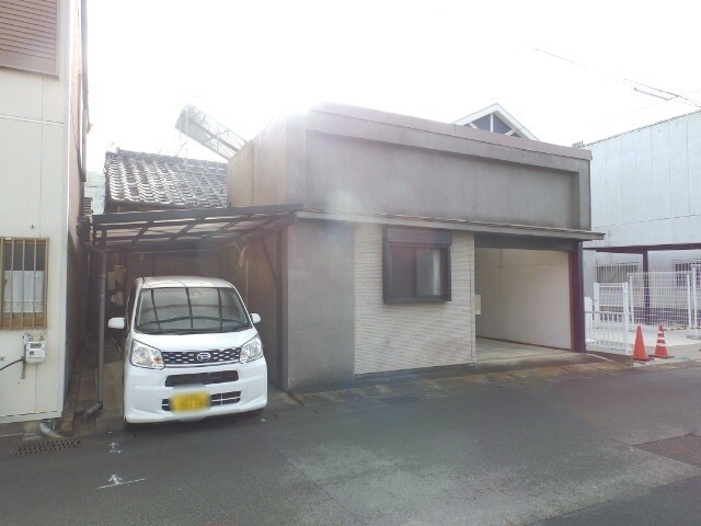 春日町一丁目貸家の外観