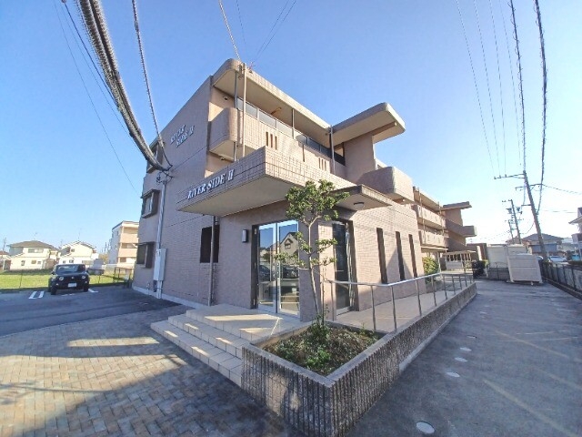リバーサイドⅡの外観
