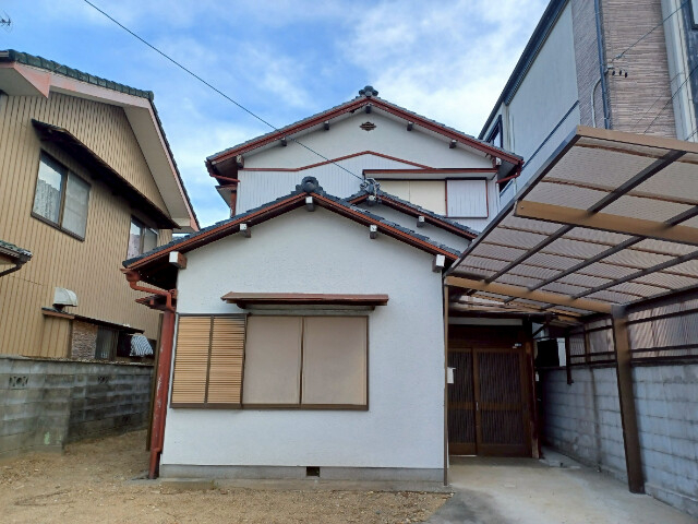 春日町レトロハウスの外観