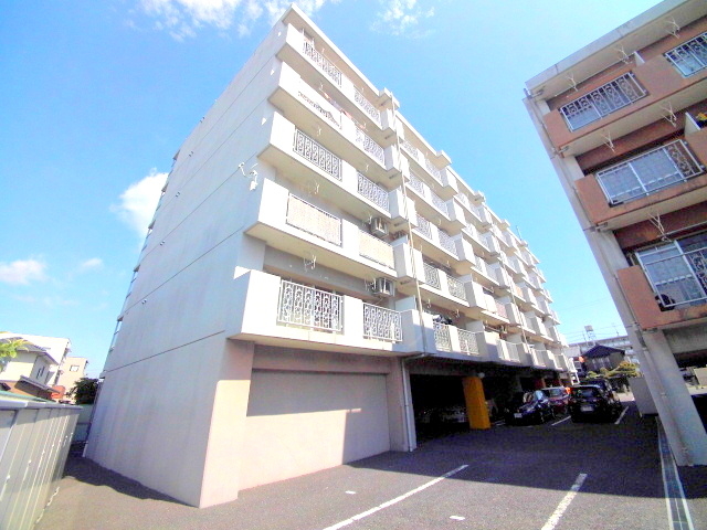 ＭＫタウン江場Ａ棟の外観