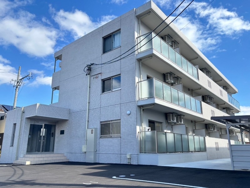 ＭＯＮＳＴＥＲＡの外観