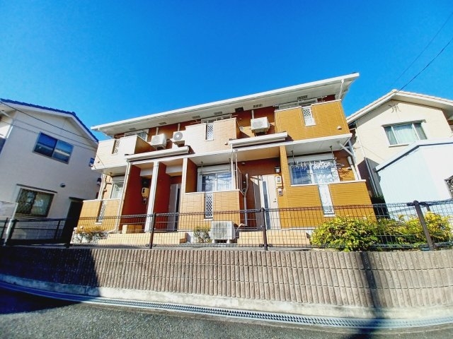 コートハウス富洲原の外観