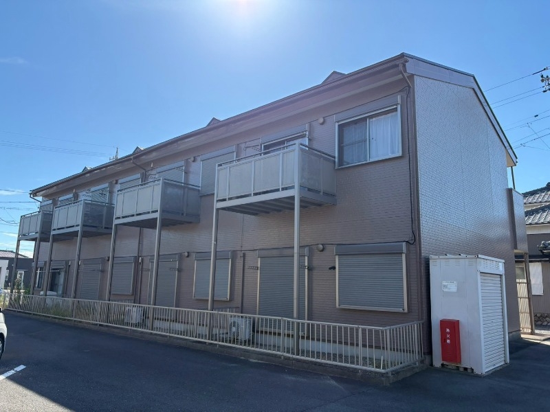 パインヒルズの外観