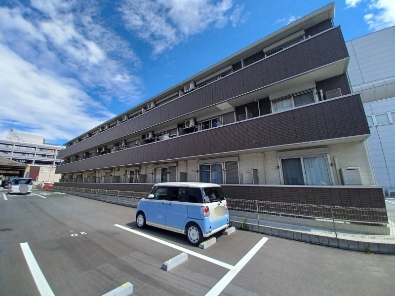リエート中央町の外観