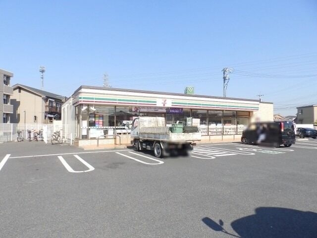 セブンイレブン四日市下さざらい町店 セブンイレブン四日市下さざらい町店