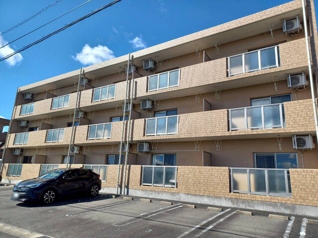 菰野ヒルズの外観