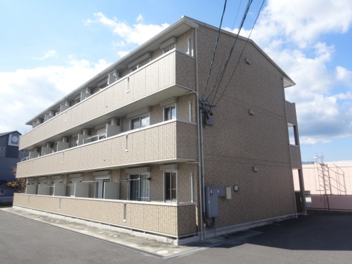 ヴェル　モンターニュの外観