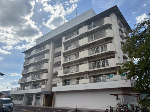 エムテック名張　２番館の外観