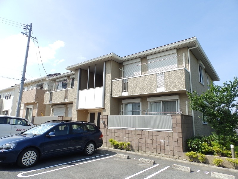 ウィスピア　Ａ棟の外観