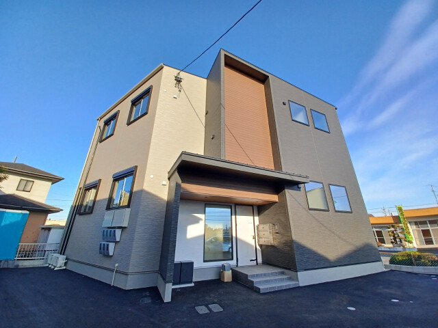 スマイシアＡｐａｒｔｍｅｎｔ西條町