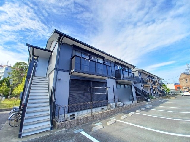 リヴェール鈴鹿Ａの外観