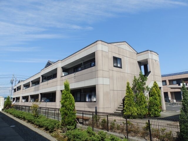 ピアリーの外観