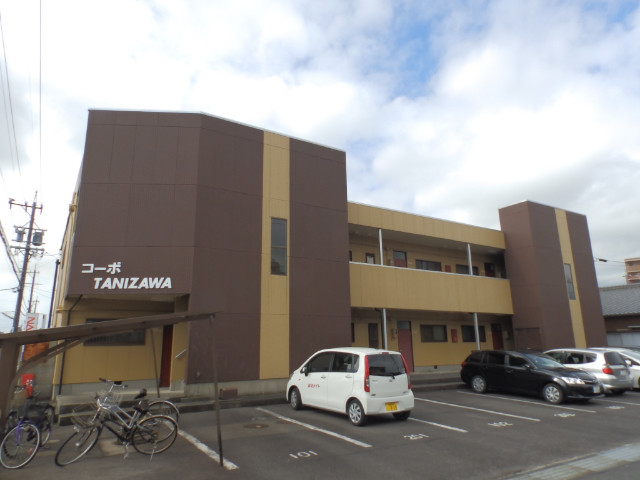 コーポＴＡＮＩＺＡＷＡの外観