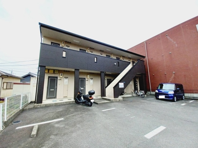 プチハイツ石井の外観