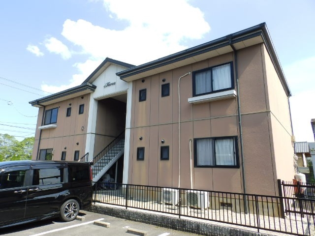 サンフルール岸岡Ｃの外観