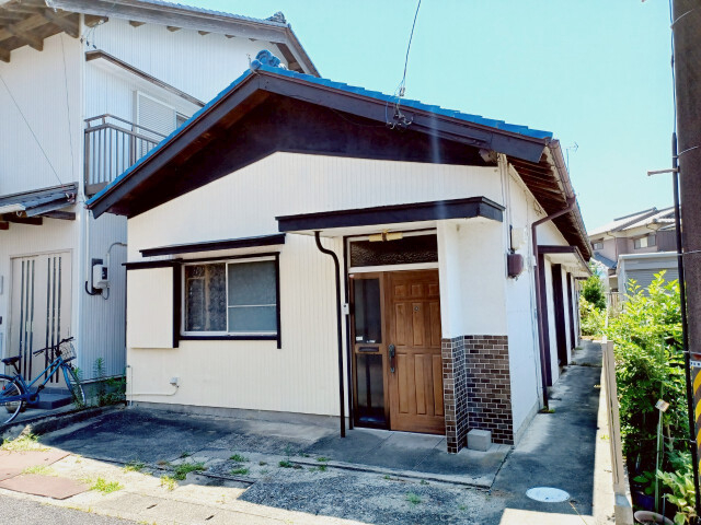 岸岡町Ｗ様貸家の外観