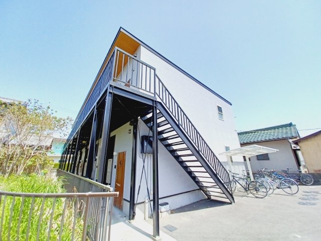 ライフプラン栗真の外観