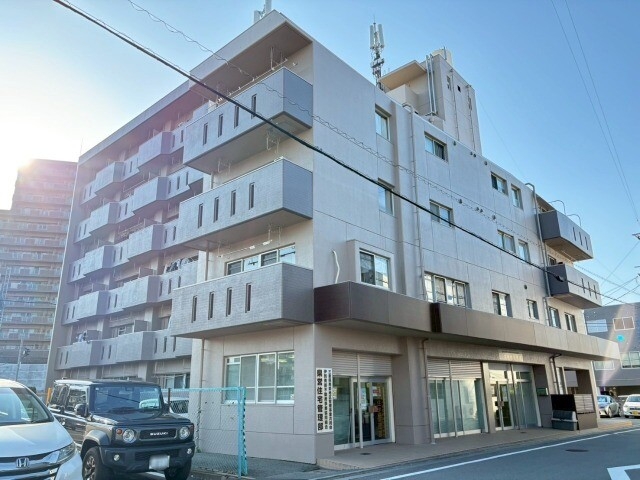 エトアール津の外観