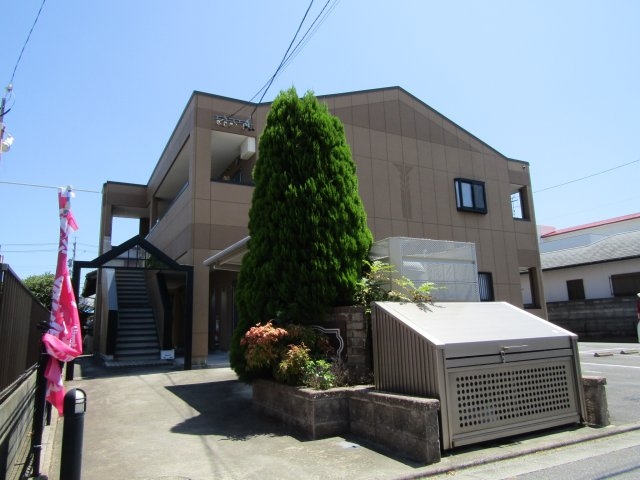 ハイツ南丸の内