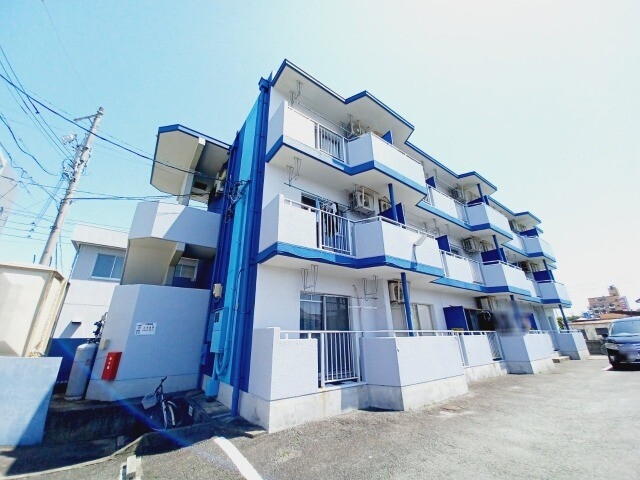 ブルージュ寿町の外観