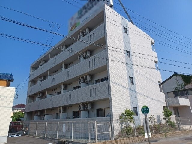 Ｈｉｇｈ　Ｊｕｍｐの外観