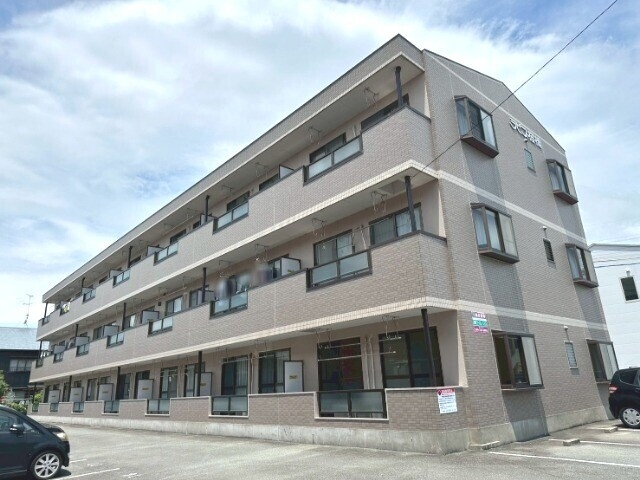 ラピス桜橋の外観