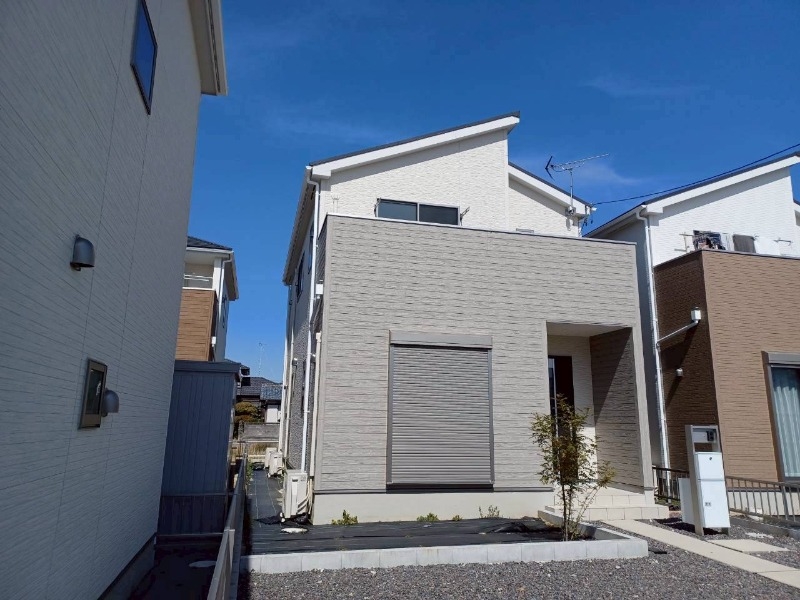 リナージュ津市末広町０２