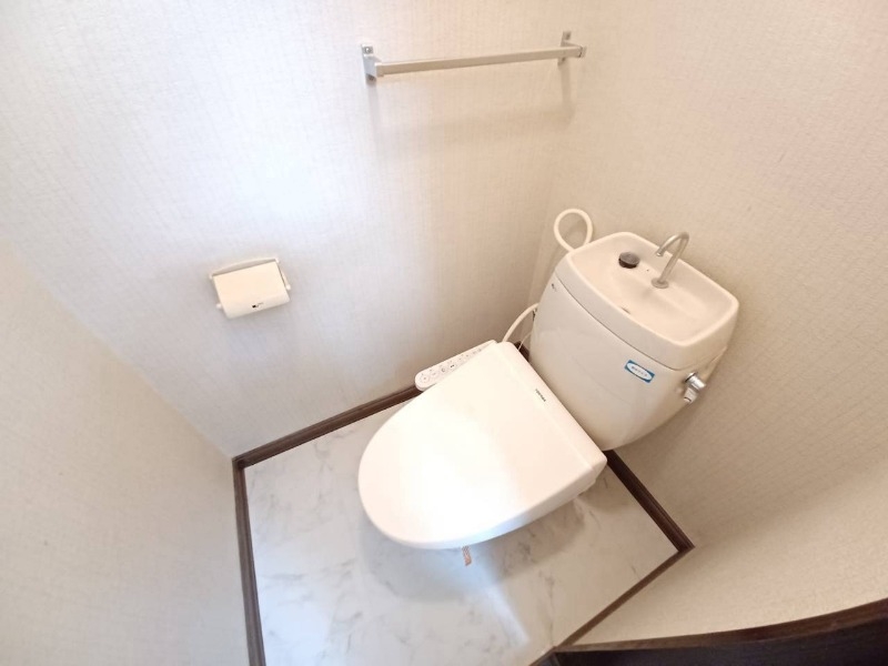 トイレ トイレ