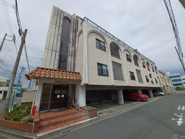 中央マンションの外観